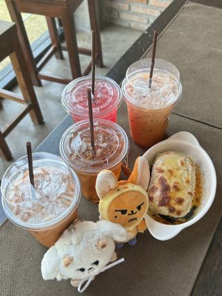 Kang Tong Cafe in Lampang