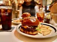 A Perfect Burger Spot: The Great Burger🍔
