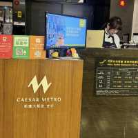 台北凱達大飯店的百宴自助晚餐！滿滿餐點種類，精緻裝潢很有氣氛！