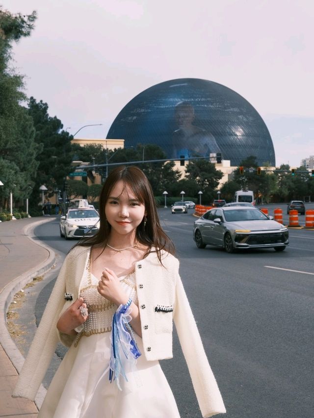 霓虹幻境：拉斯維加斯的藝術、美食與音樂之旅！