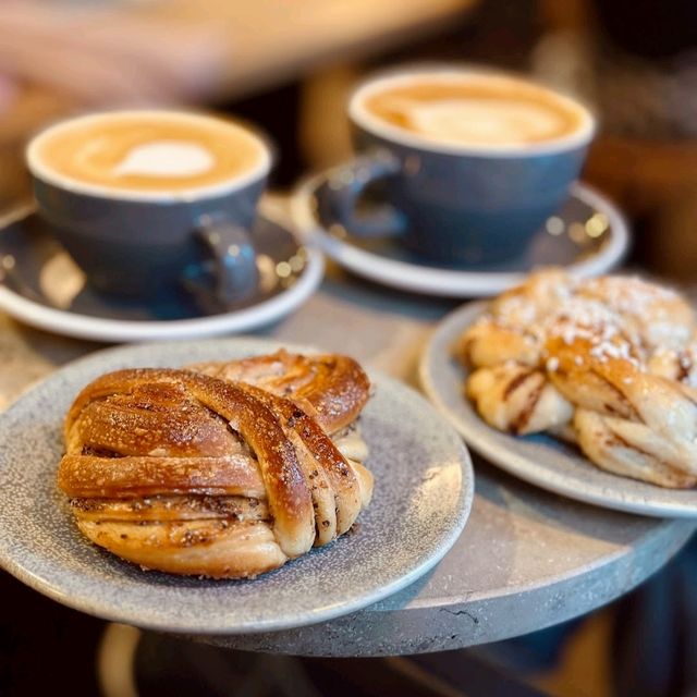 Great for pastries and coffee