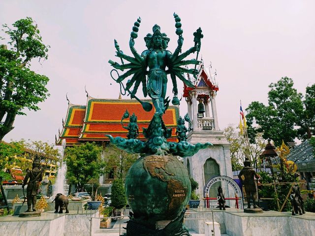 泰國曼谷湄南河畔跨河大橋博物館皇家古跡寺廟一日遊行程，曼谷地標性景點，適合打卡拍照📸
