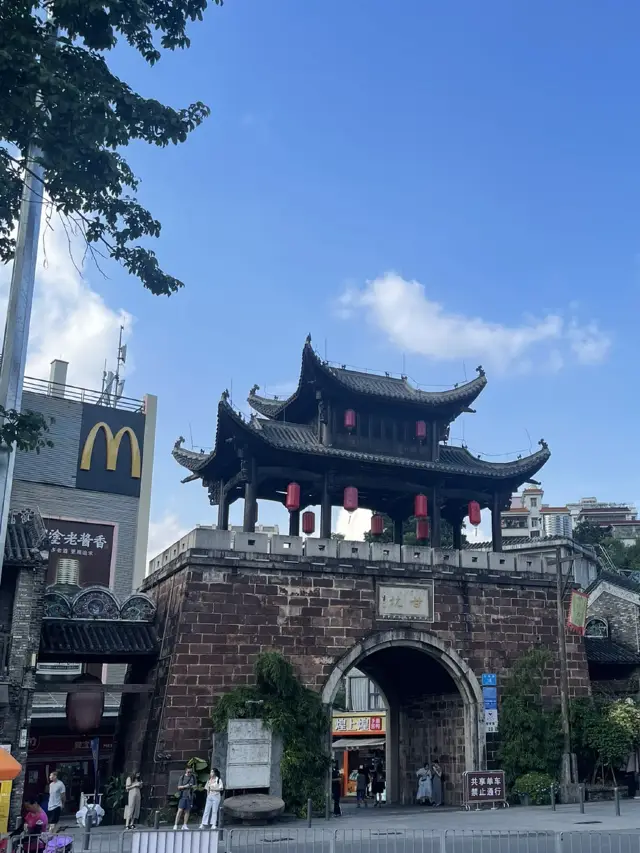 A Hidden World In Shenzhen