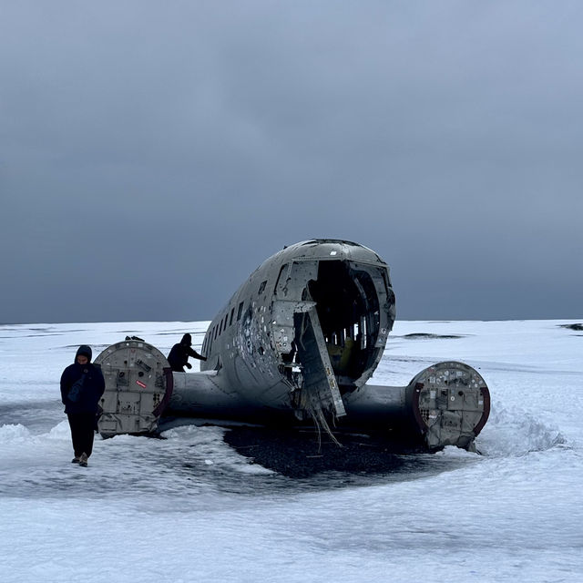 SOLHEIMASANDUR PLANE WRECK ICELAND | FROZEN IN TIME