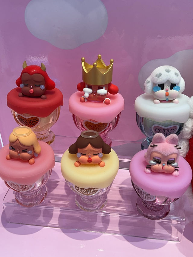 China’s Collectible Craze: Step Into Shanghai’s Mega Pop Mart!