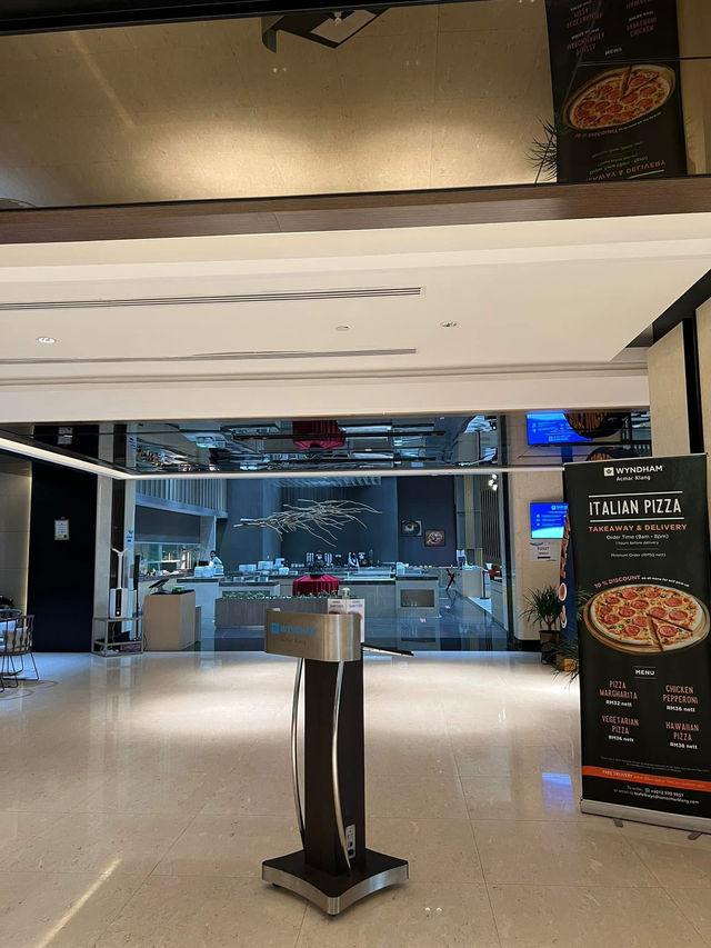 “Wyndham Acmar Klang — Contemporary Comfort in the Heart of Klang’s Bustling Scene”
