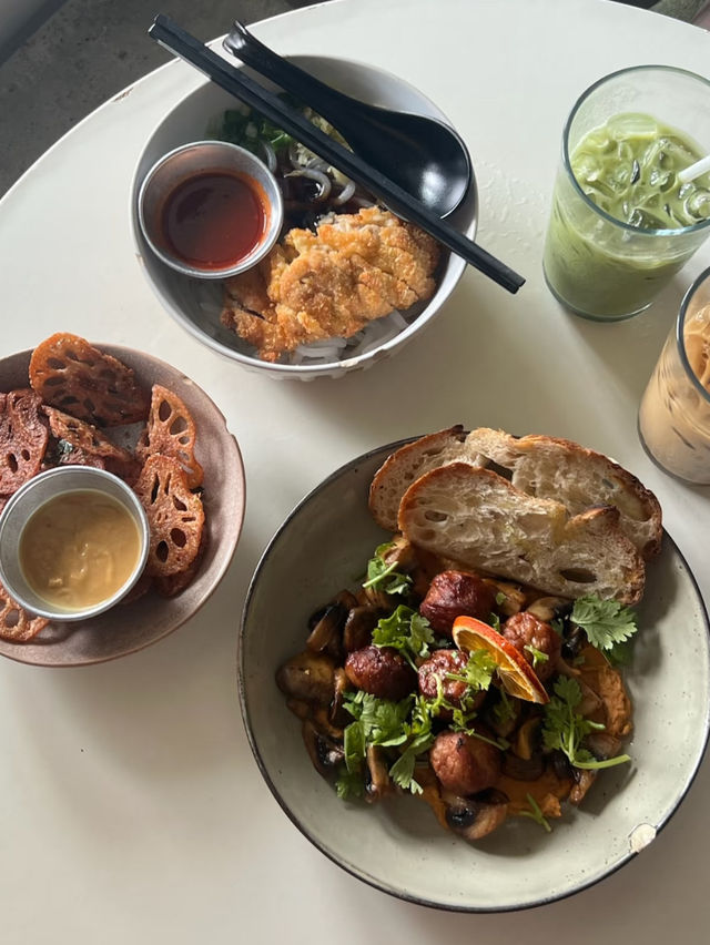 Flowers in the Window – A Botanical Café Escape in Johor Bahru