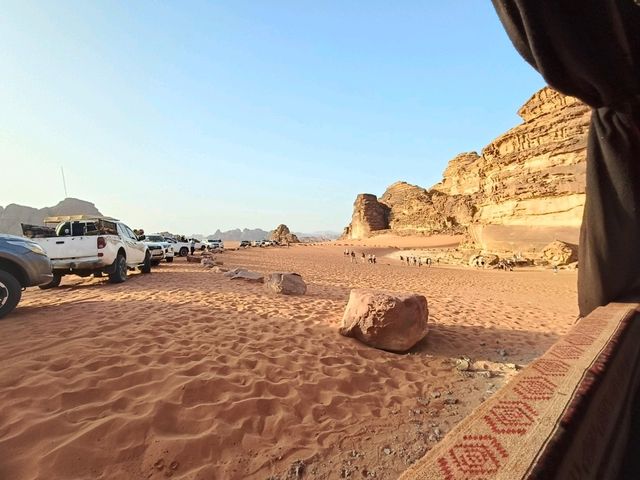 ล่องทะเทราย Wadirum กินชาแบบ Bedouin 