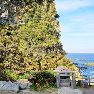 A spiritual spot on the cliff