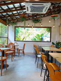 2 acres cafe