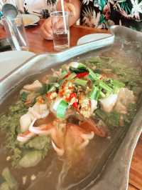ร้านอร่อยริมหาดชะอำ เปิดมานานอร่อยเหมือนเดิม