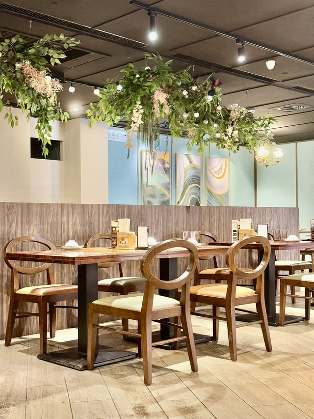 高雄大立百貨A館8樓（十二月）粥品.茶飲.私房菜.豐富食材.正宗的美味.值得推薦大家