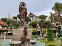 ไหว้พระขอพร ที่เกาะลอยศรีราชา