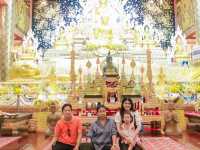 วัดท่าไม้ – สัมผัสพลังศรัทธาและความสงบใจ