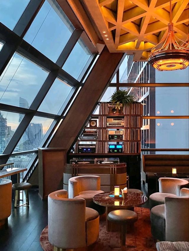 City of Lights, City of Love – A Romantic Hideaway at Rosewood Bangkok