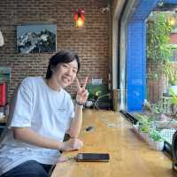 คาเฟ่คนรักแมว