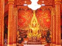 วัดพระธาตุเชิงชุมวรวิหาร ครอบพระพุทธบาท 4 องค์