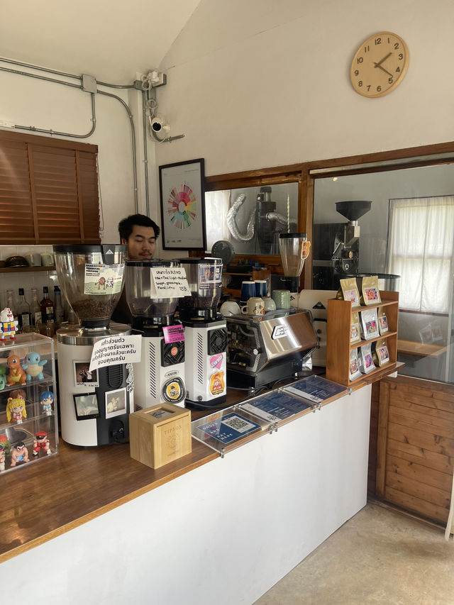 คาเฟ่ New inbox coffee & Roaster จ.เพชรบูรณ์✨