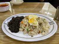 “Yeonnal Junggukjip: A Taste of Old Seoul’s Chinatown”