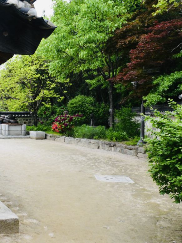 A Journey Back in Time at Namsangol Hanok Village