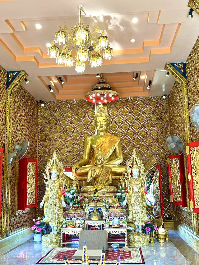 バンコクから日帰りで行ける、美しい自然と伝統のマニウォン寺院。