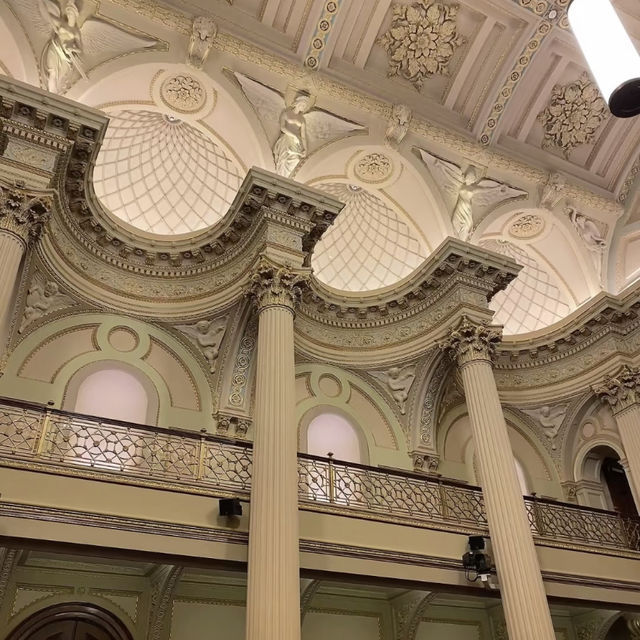 🏛️ Visit Melbourne’s Parliament House — For Free!