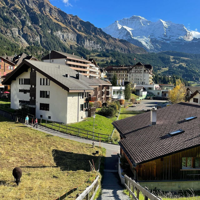 Lauterbrunnen: A Fairytale Valley of 72 Waterfalls & Alpine Magic