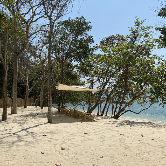🌴 เกาะโหลน (Koh Lon) 