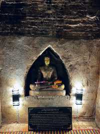Wat Umong thriving meditation center of 13th century 