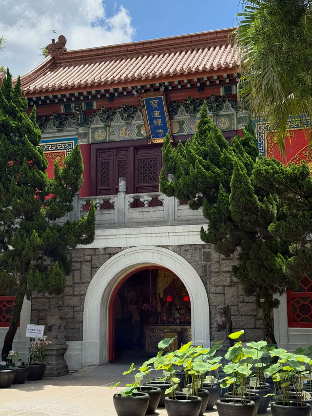 Lantau Island (大屿山), Hong Kong