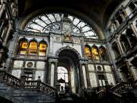 สถานีรถไฟAntwerp สวยสง่าล้ำค่าวัฒนธรรม