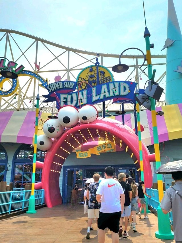 Super fun at Minion Land, Universal Studios Beijing
