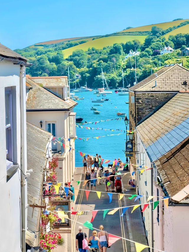 🇬🇧 This Summer — Put Salcombe on Your UK Travel List!