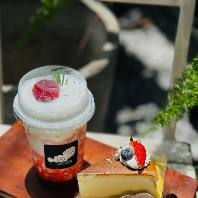 🌿✨ Nengfoto Cafe & Tree | คาเฟ่ลับกลางสวนในท่าบ่อ