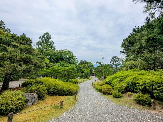 京都 | 友禪苑，紀念友禪染創始人誕辰300年的山水庭園