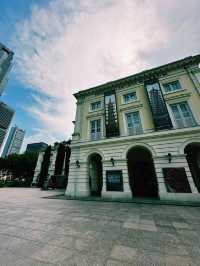 Colonial Grace Meets Cultural Depth – Outside the Asian Civilisations Museum