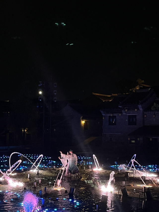 점심부터 저녁 야경까지 ‘하루 꽉 채운 감성 여행 지난 명수고성