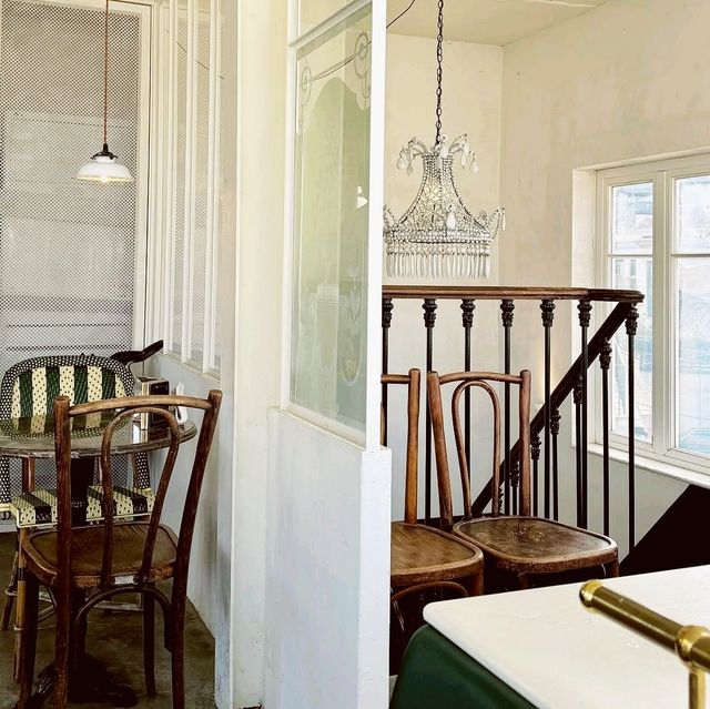 Astier De villate Cafe
