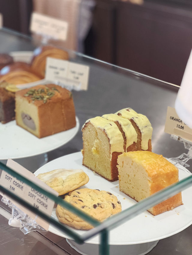 🥐 Superfluous Café – Morning-to-Night Bakery Speakeasy in Taman Desa, KL