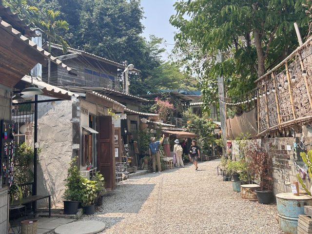 บ้านข้างวัด
