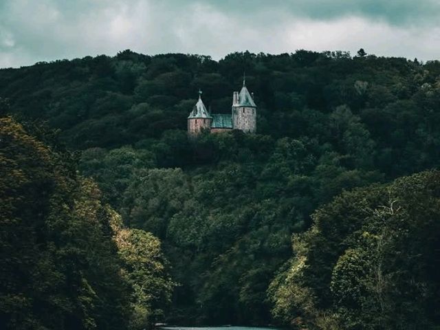 Very cute, fairy castle with an interesting history and some fantastic decorated rooms and is worth a visit, definitely
