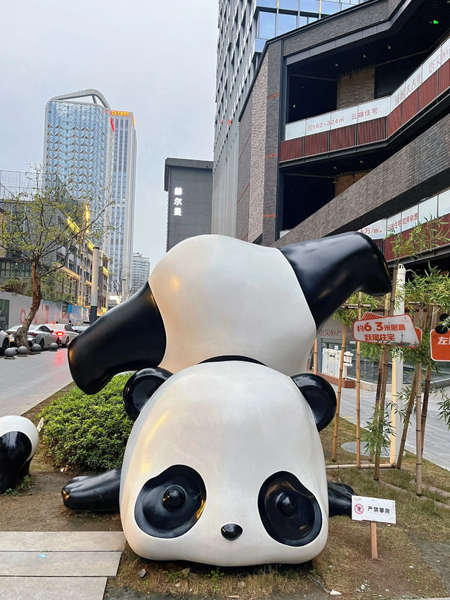 IFS & the Giant Panda Sculpture 🐼 