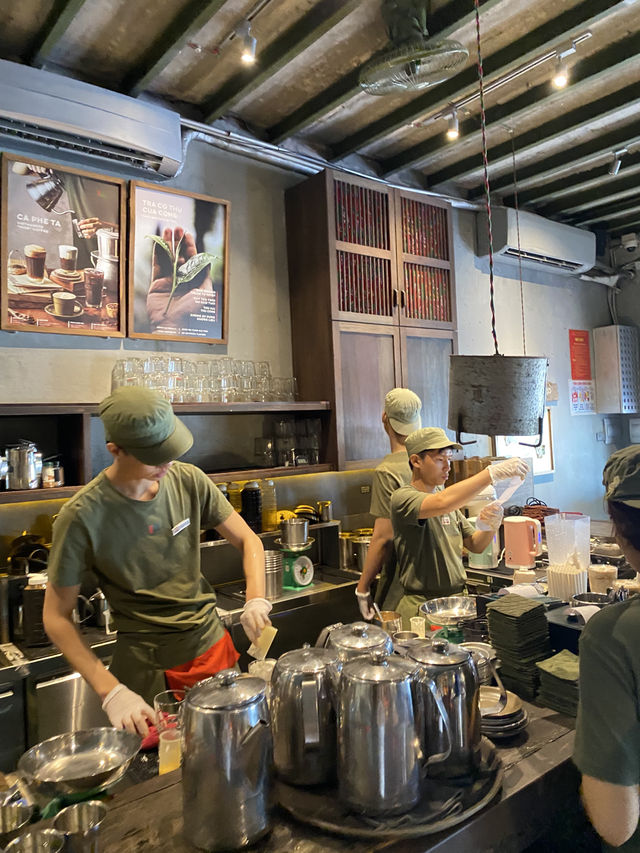 Cong Caphe ดานัง – คาเฟ่กลิ่นอายสงครามเวียดนาม 