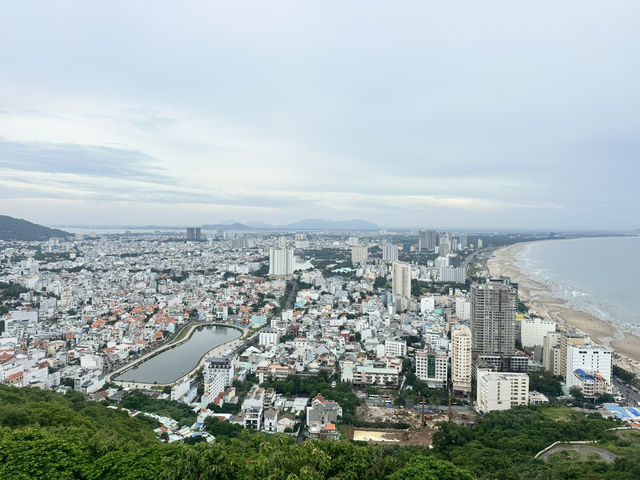 頭頓「耶穌山」