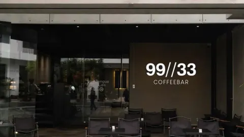 99//33 — traveler post in ไฮฟอง