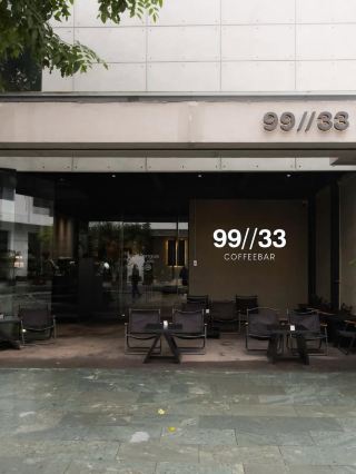 99//33