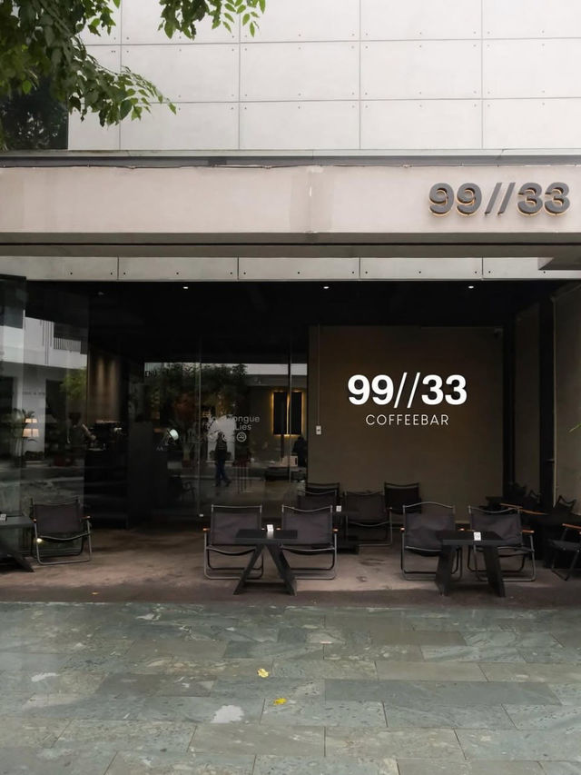 99//33