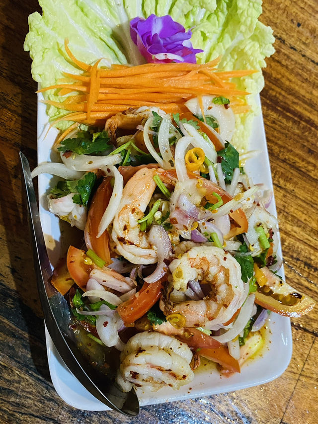 อีกหนึ่งแหล่งท่องเที่ยว ล่องแก่งวังสายทอง🏖️