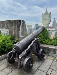 East Meets West: An Unforgettable 4-Day Journey Through Hong Kong and Macau