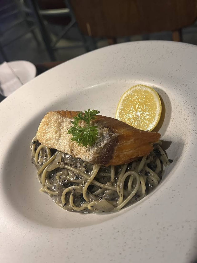 Niim Hatyai, Thai French Fusion with a Buttery Soul